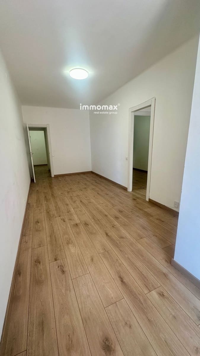3 soveværelse Lejlighed til salg i Barcelona by - € 390.000 (Ref: 10175487)