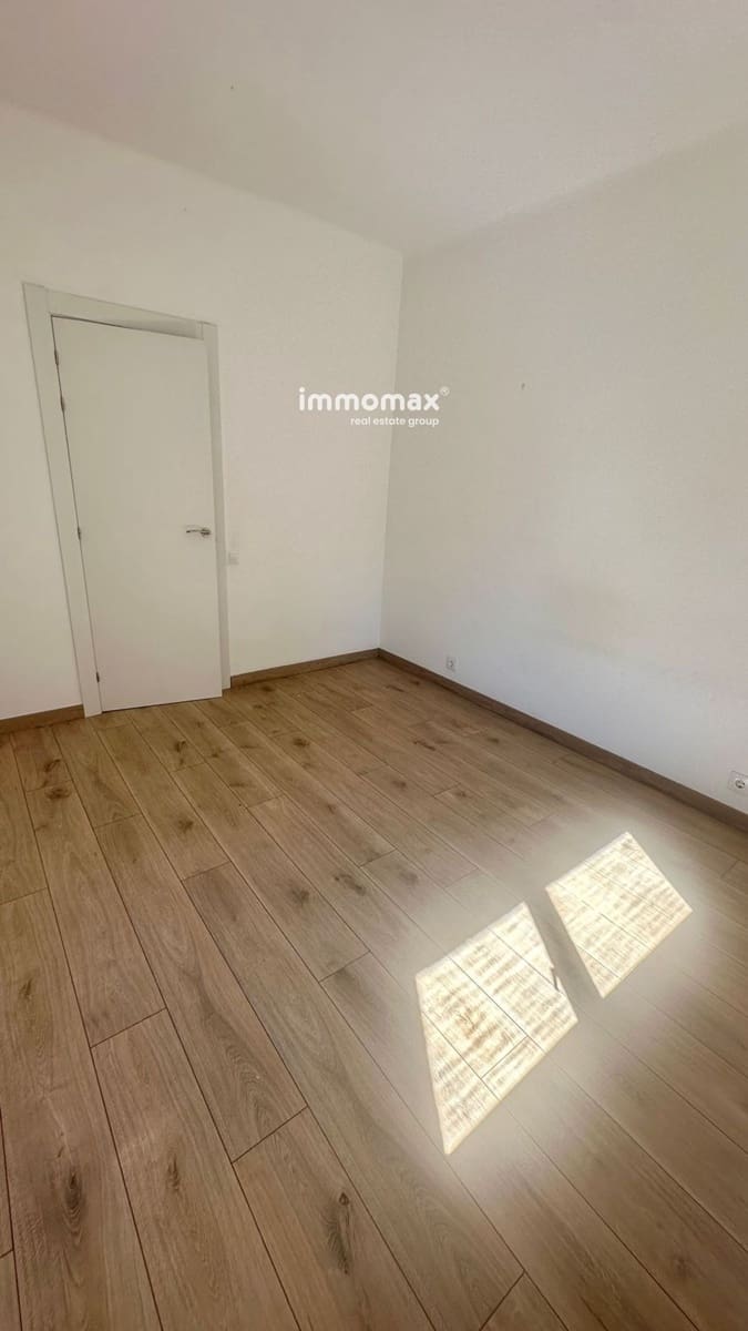 3 soveværelse Lejlighed til salg i Barcelona by - € 390.000 (Ref: 10175487)