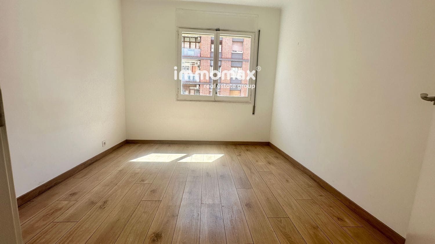 3 soveværelse Lejlighed til salg i Barcelona by - € 390.000 (Ref: 10175487)