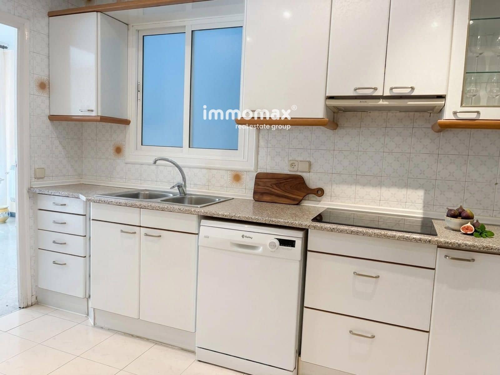 4 sovrum Lägenhet att hyra i Barcelona stad - 1 655 € (Ref: 10175488)