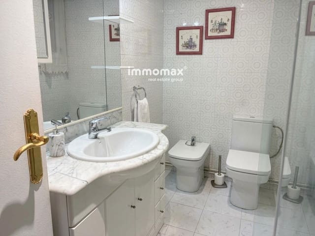 4 sovrum Lägenhet att hyra i Les Corts, Barcelona stad - 1 655 € (Ref: 10175488)