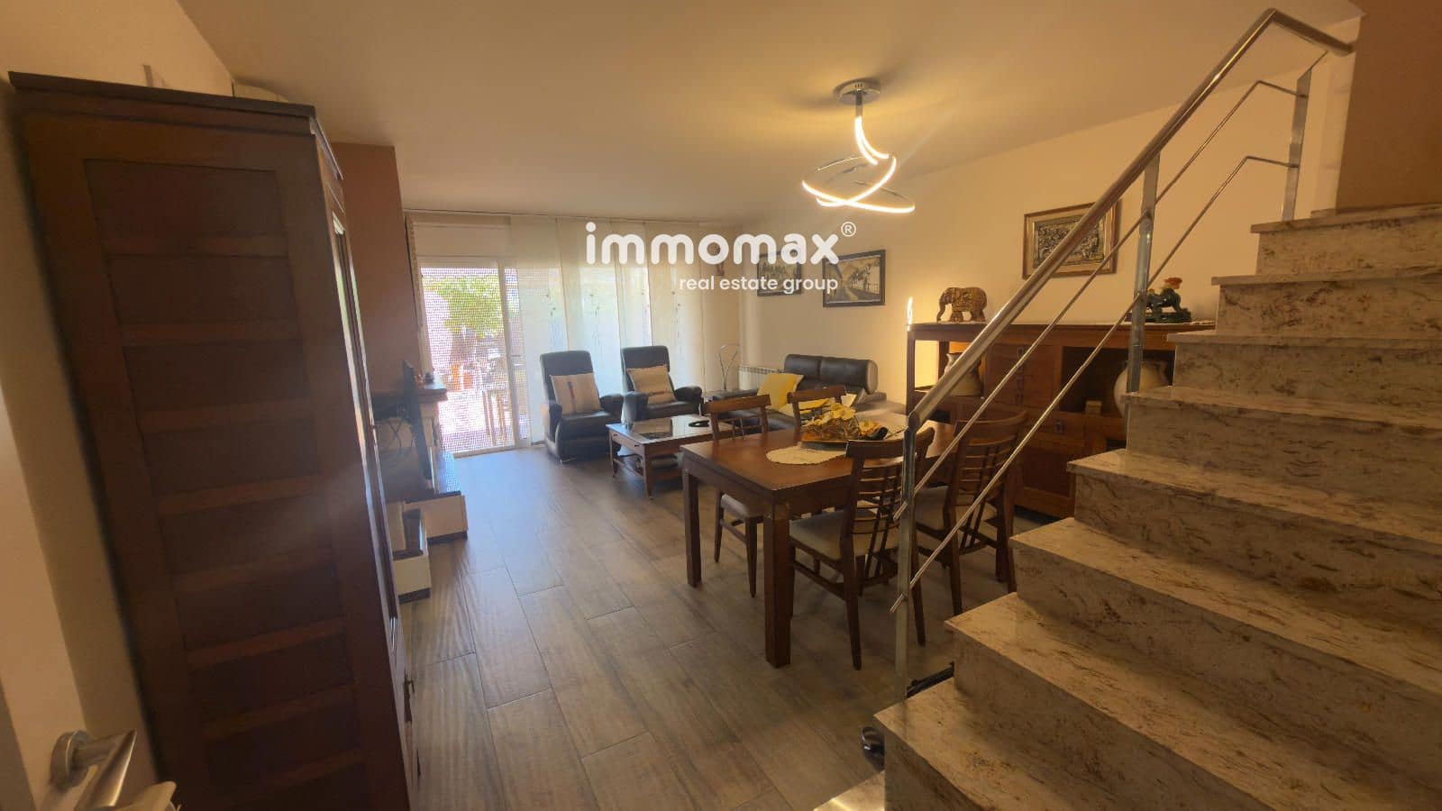 4 sypialnia Dom na sprzedaż w Llica d'Amunt z basenem garażem - 550 000 € (Ref: 10179626)