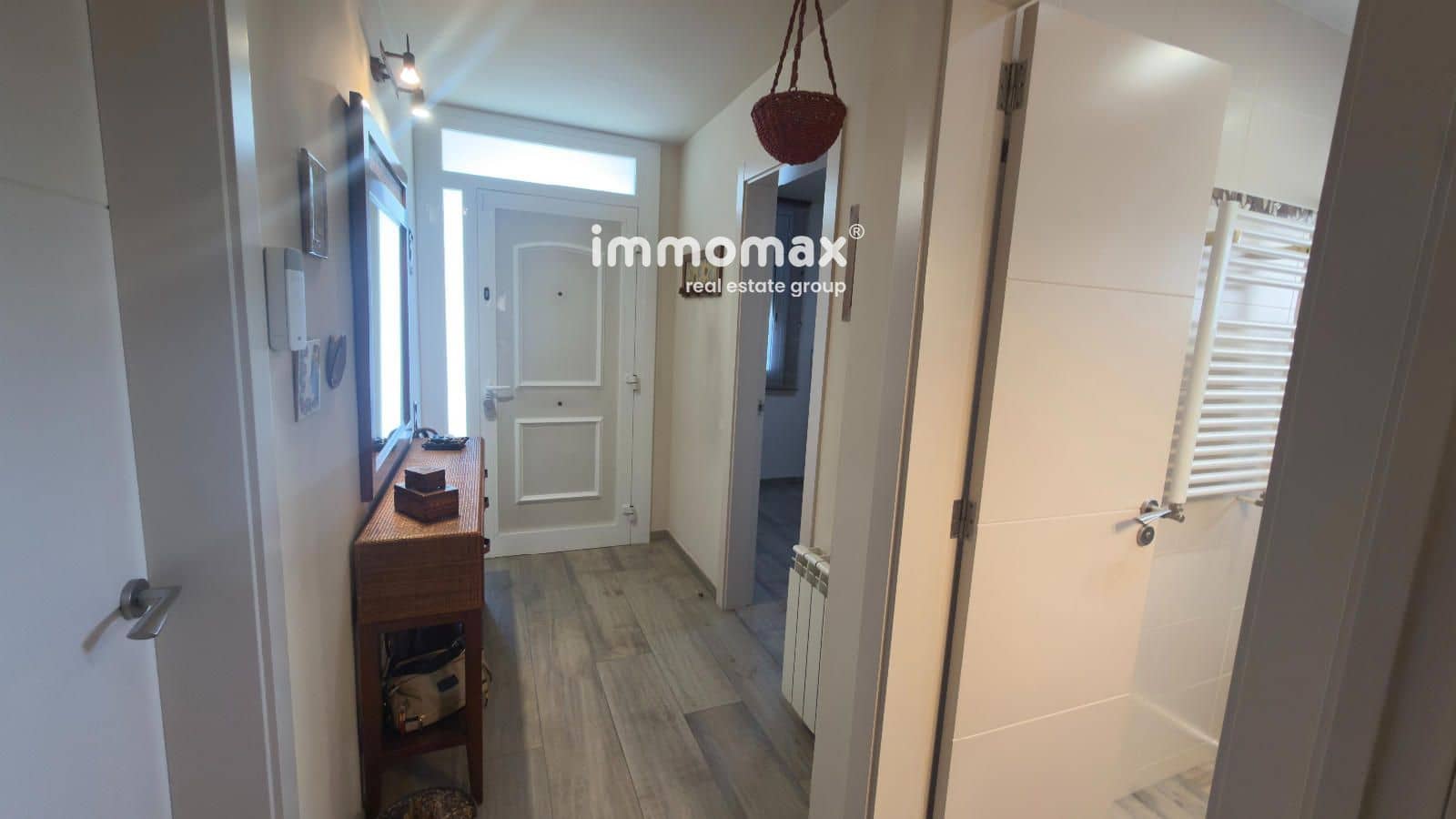 4 sypialnia Dom na sprzedaż w Llica d'Amunt z basenem garażem - 550 000 € (Ref: 10179626)