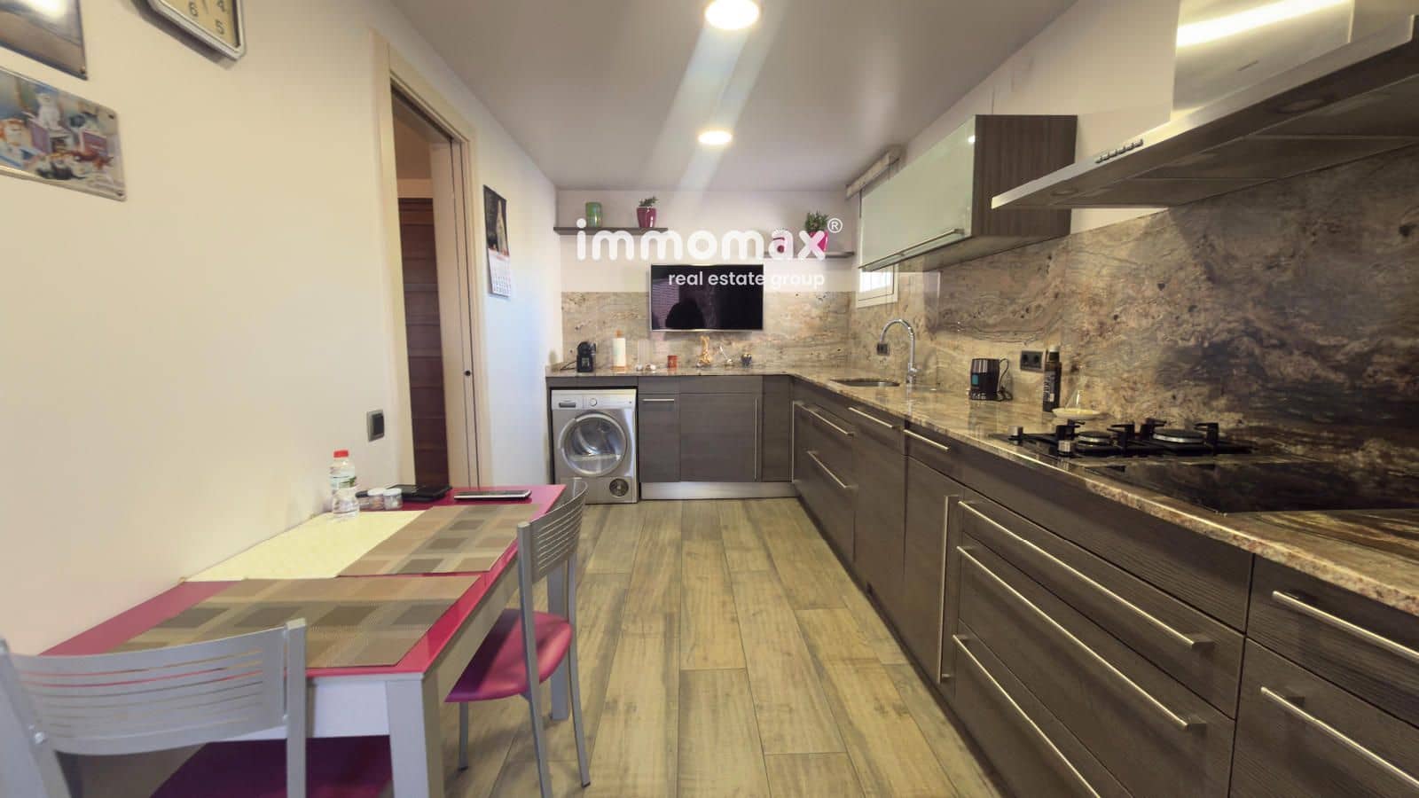 4 sypialnia Dom na sprzedaż w Llica d'Amunt z basenem garażem - 550 000 € (Ref: 10179626)