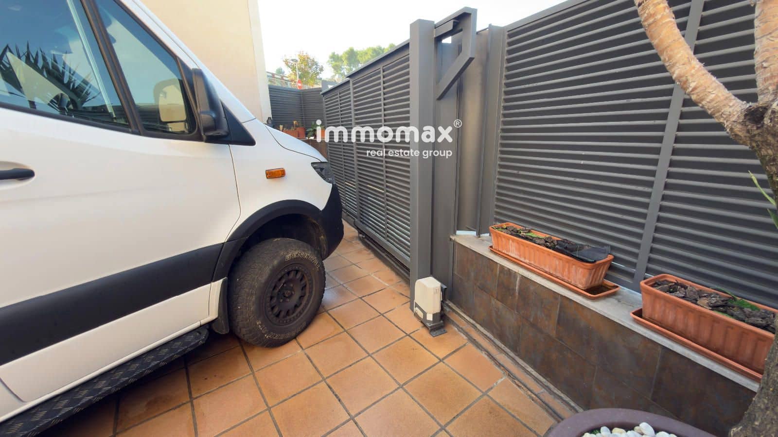 4 sypialnia Dom na sprzedaż w Llica d'Amunt z basenem garażem - 550 000 € (Ref: 10179626)