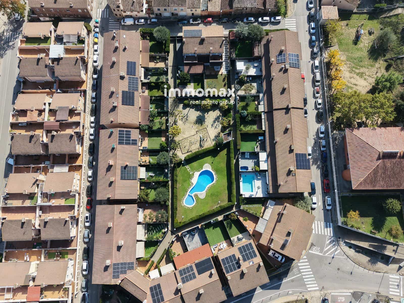 4 sypialnia Dom na sprzedaż w Llica d'Amunt z basenem garażem - 550 000 € (Ref: 10179626)