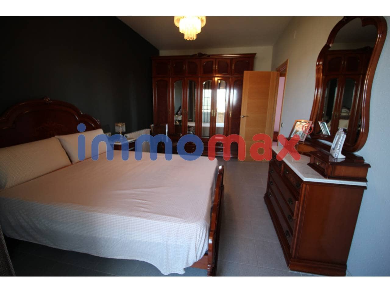 5 sypialnia Dom na sprzedaż w Sant Vicenc dels Horts - 570 000 € (Ref: 4506319)