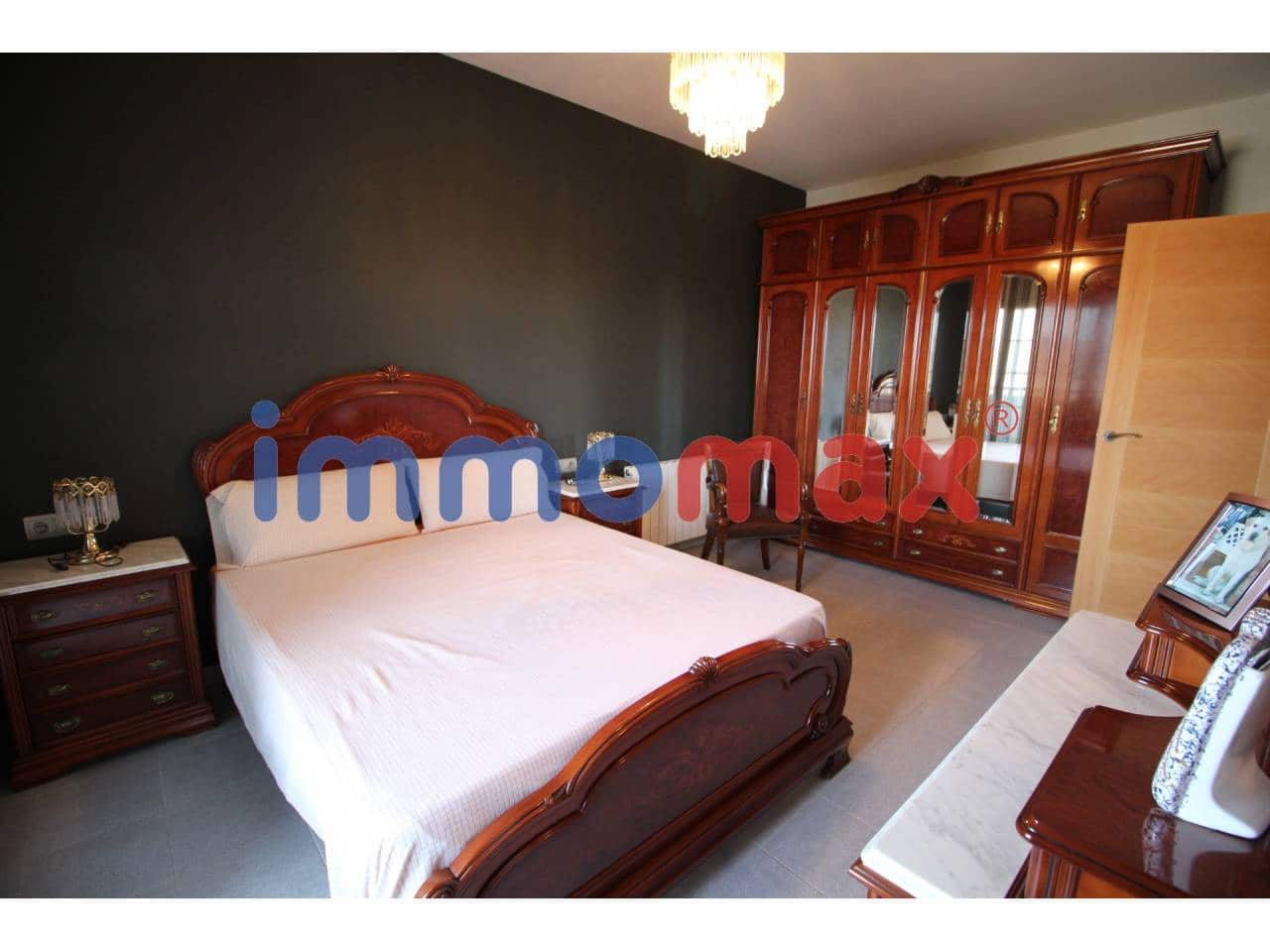 5 sypialnia Dom na sprzedaż w Sant Vicenc dels Horts - 570 000 € (Ref: 4506319)