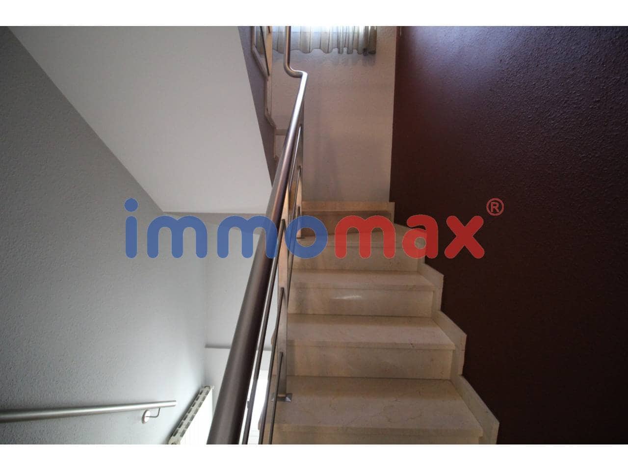 5 sypialnia Dom na sprzedaż w Sant Vicenc dels Horts - 570 000 € (Ref: 4506319)
