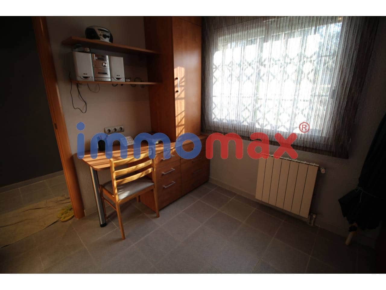 5 sypialnia Dom na sprzedaż w Sant Vicenc dels Horts - 570 000 € (Ref: 4506319)