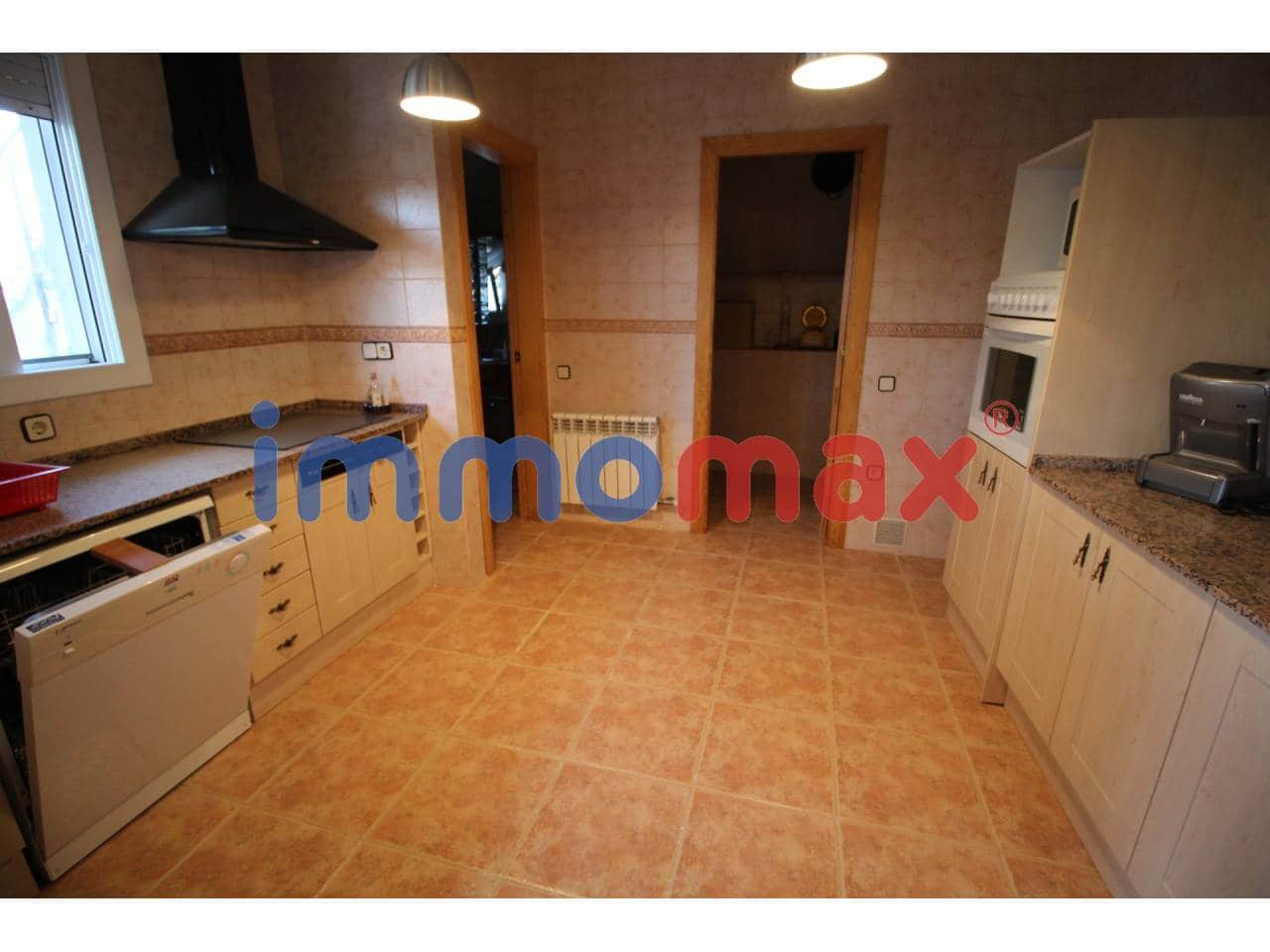 5 sypialnia Dom na sprzedaż w Sant Vicenc dels Horts - 570 000 € (Ref: 4506319)