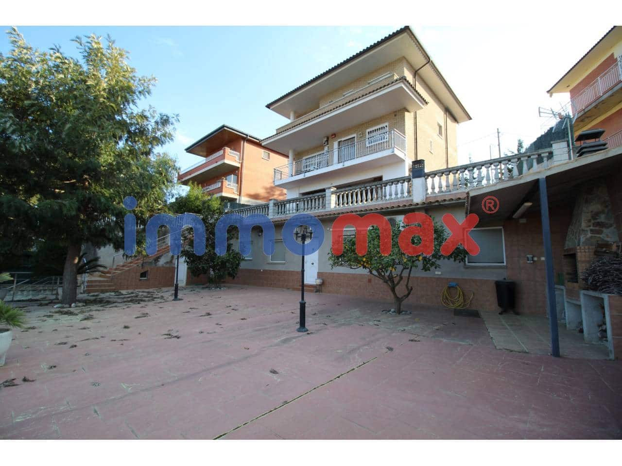 5 sypialnia Dom na sprzedaż w Sant Vicenc dels Horts - 570 000 € (Ref: 4506319)