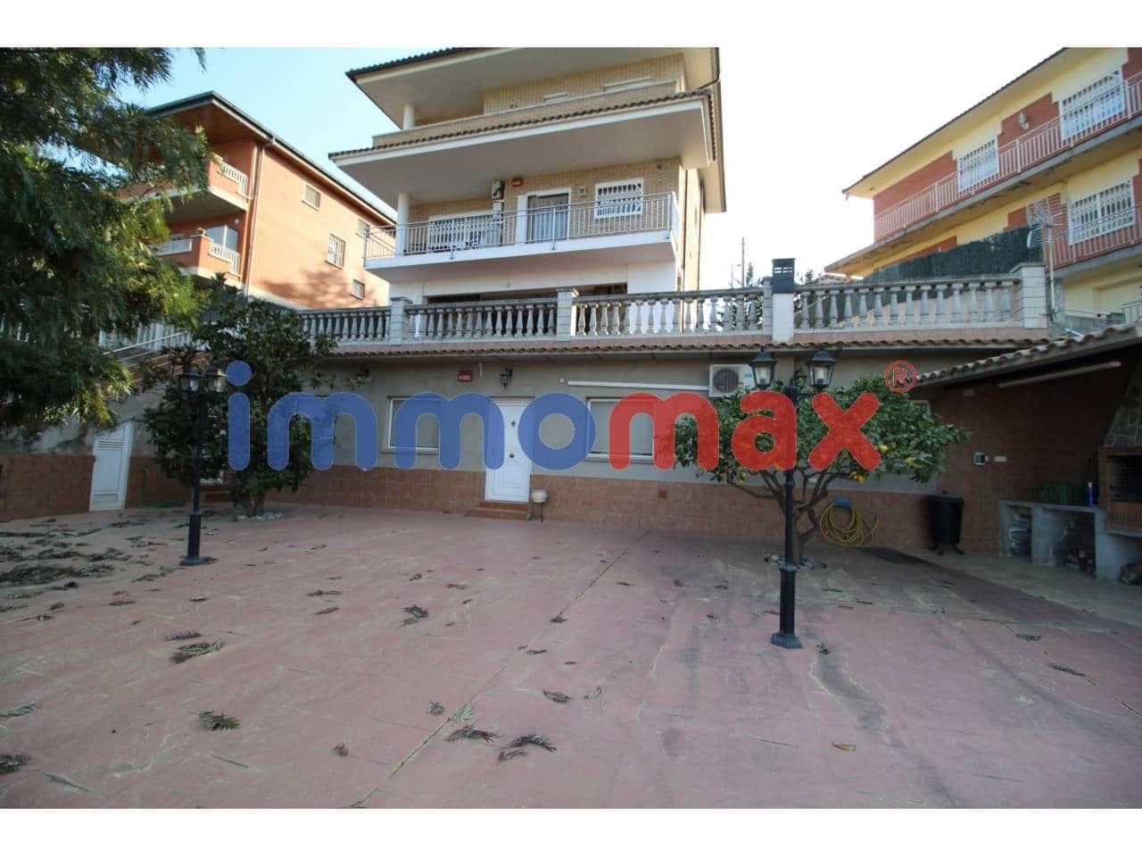5 sypialnia Dom na sprzedaż w Sant Vicenc dels Horts - 570 000 € (Ref: 4506319)