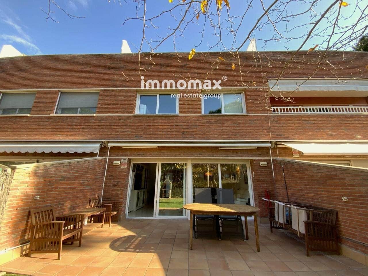 4 chambre Maison de Ville à vendre à Gava avec piscine garage - 1 250 000 € (Ref: 8045351)