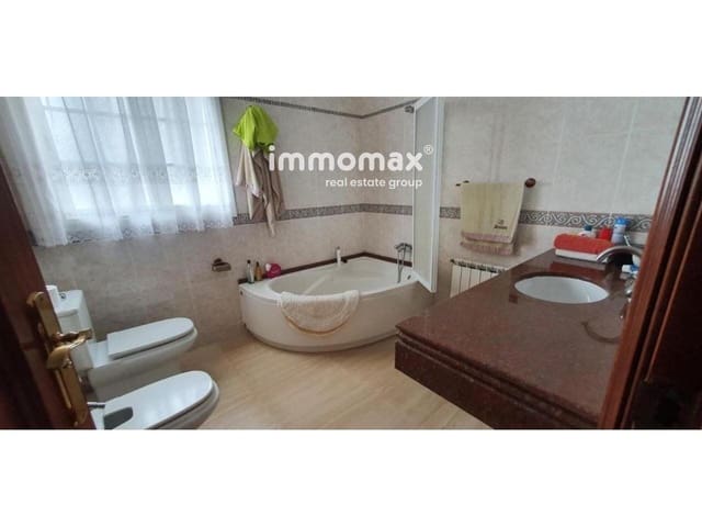 4 chambre Villa/Maison à vendre à Segur de Calafell, Calafell avec piscine garage - 420 000 € (Ref: 8045382)