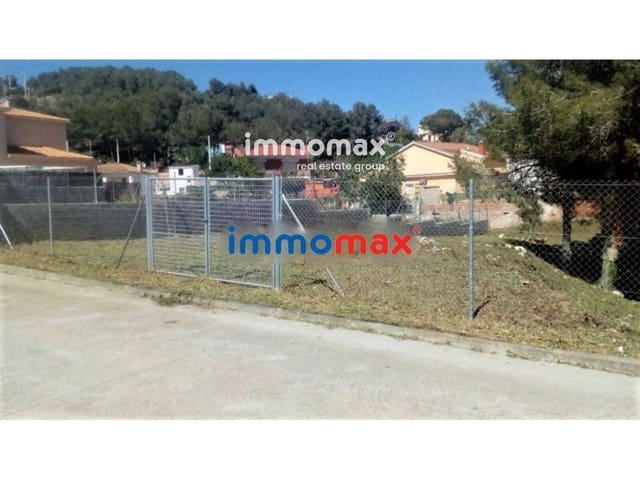 Tontti myytävänä paikassa Canyelles - 65 000 € (Ref: 8045389)