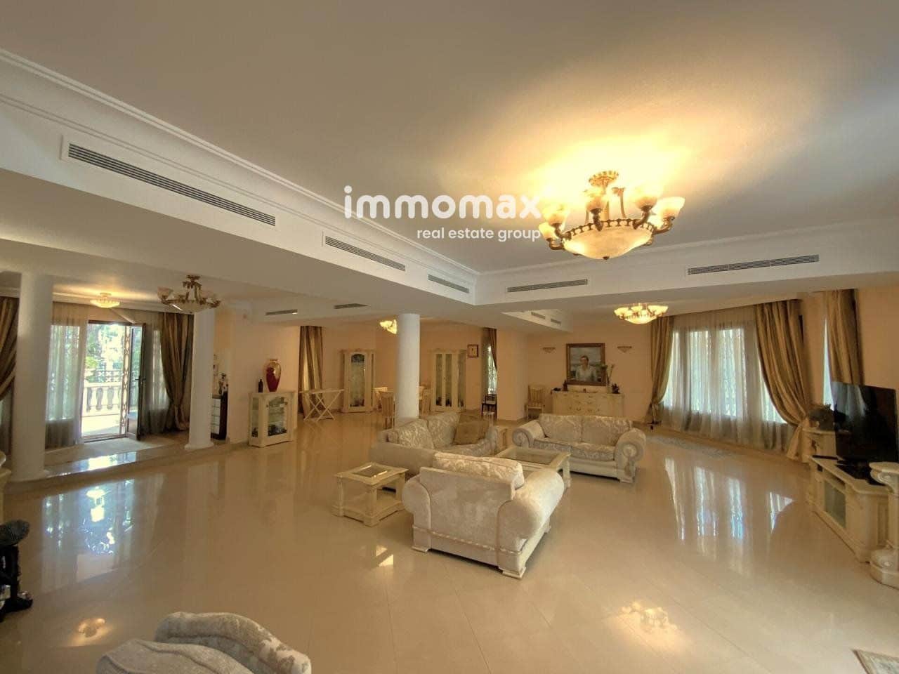 7 sypialnia Willa na sprzedaż w Castelldefels z basenem garażem - 3 290 000 € (Ref: 8045402)