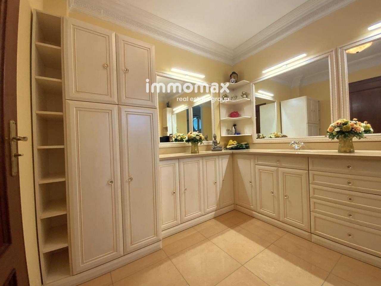 7 sypialnia Willa na sprzedaż w Castelldefels z basenem garażem - 3 290 000 € (Ref: 8045402)