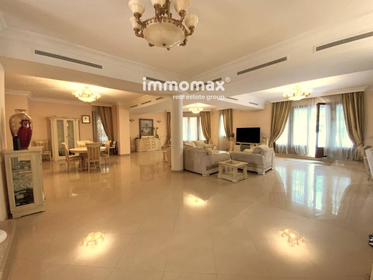 7 sypialnia Willa na sprzedaż w Castelldefels z basenem garażem - 3 290 000 € (Ref: 8045402)