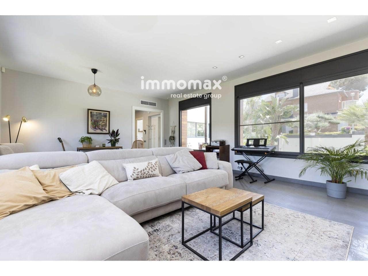 6 soverom Villa til salgs i Castelldefels med svømmebasseng garasje - € 2 250 000 (Ref: 8045405)