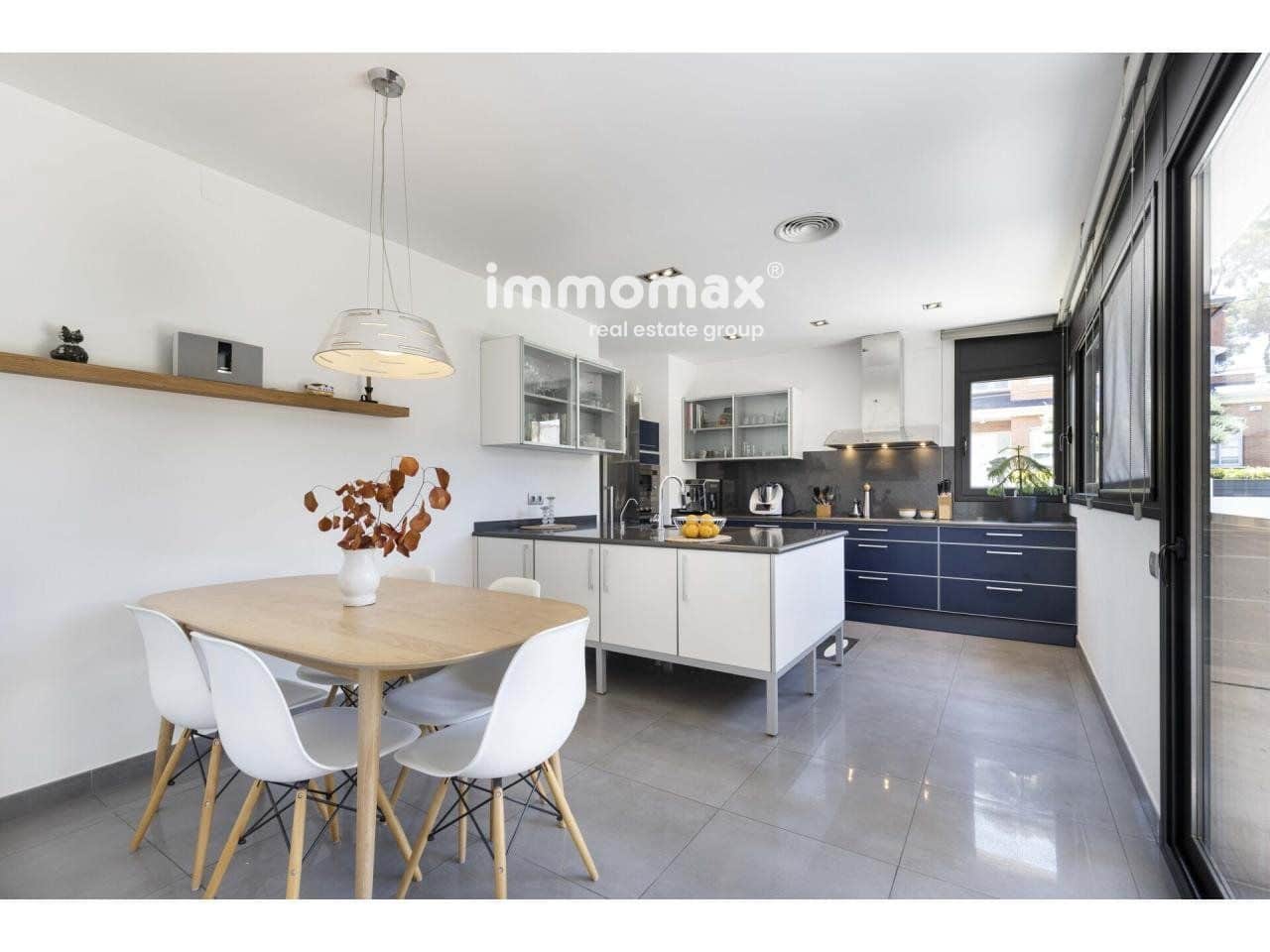 6 soverom Villa til salgs i Castelldefels med svømmebasseng garasje - € 2 250 000 (Ref: 8045405)