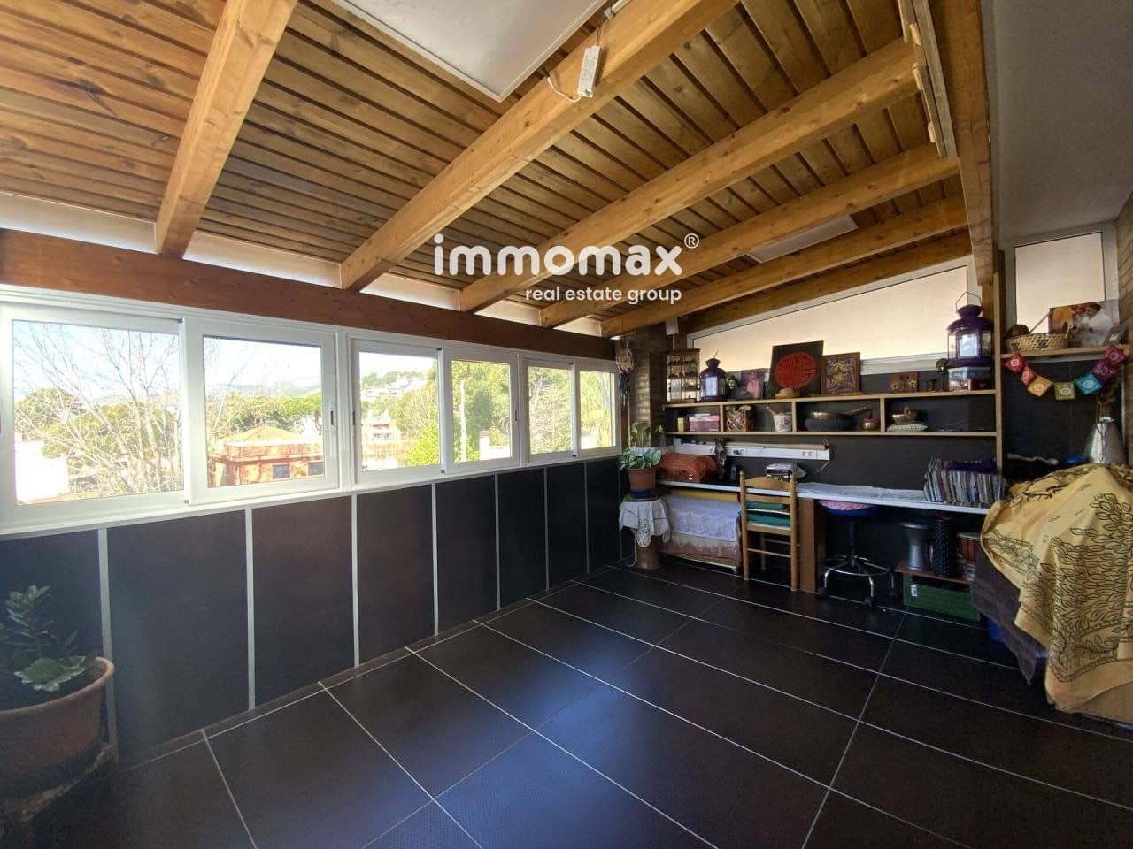 4 makuuhuone Omakotitalo myytävänä paikassa Castelldefels mukana 
autotalli - 850 000 € (Ref: 8045410)