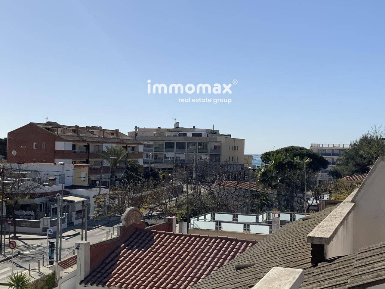 4 makuuhuone Omakotitalo myytävänä paikassa Castelldefels mukana 
autotalli - 850 000 € (Ref: 8045410)