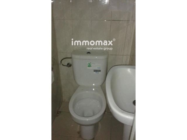 Commercial for sale in La Verneda i La Pau, Barcelona city - € 120,000 (Ref: 8045413)