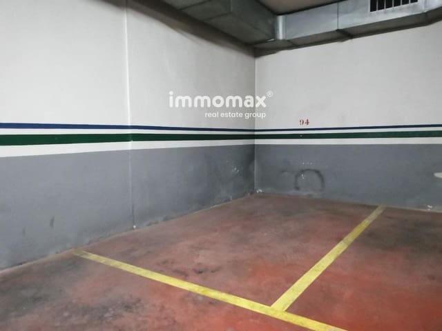 Garage til salg i Esplugues de Llobregat - € 16.500 (Ref: 8045423)