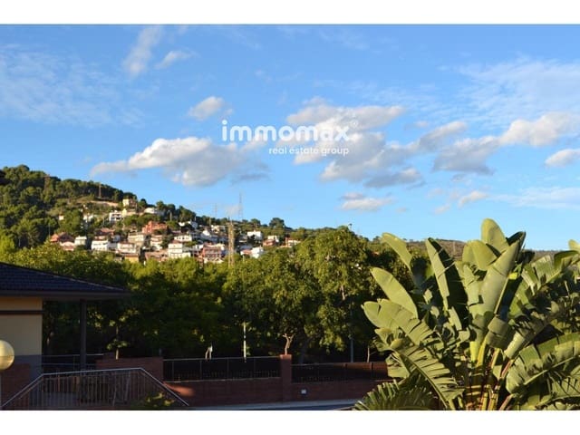 5 soverom Villa til salgs i Viladecans med svømmebasseng garasje - € 1 650 000 (Ref: 8045428)