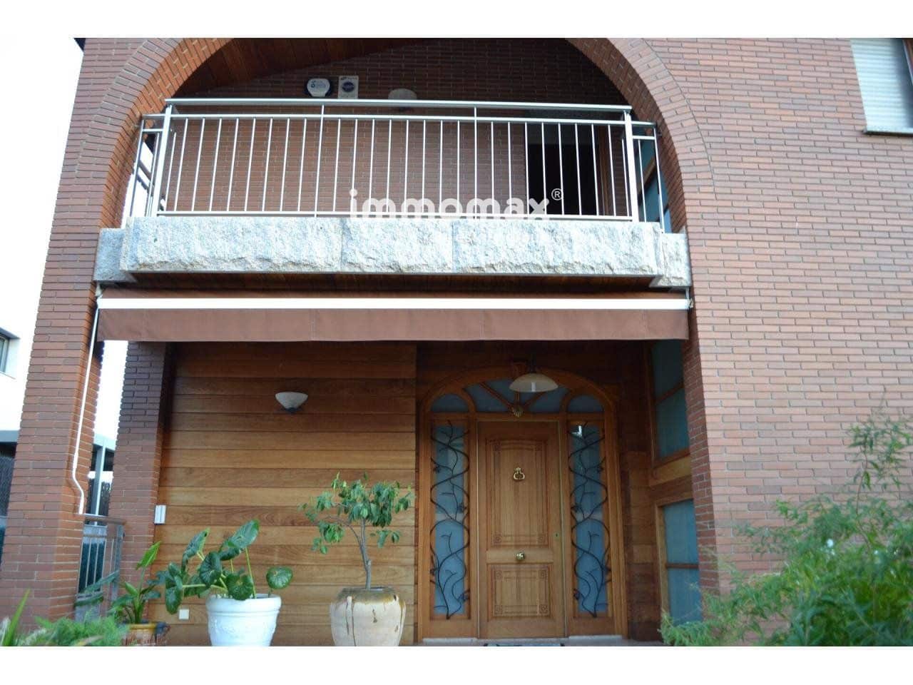 5 soverom Villa til salgs i Viladecans med svømmebasseng garasje - € 1 650 000 (Ref: 8045428)