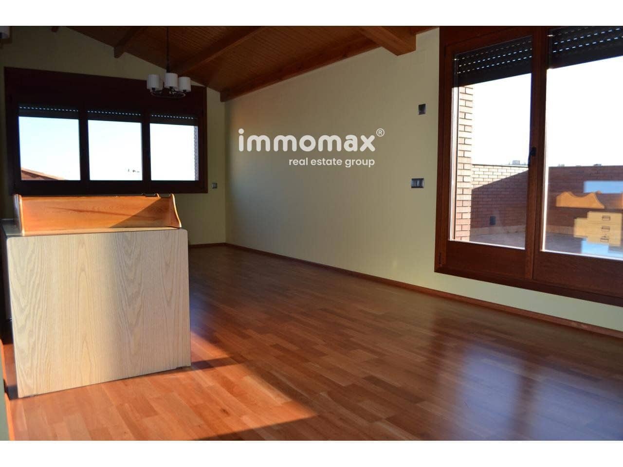 5 soverom Villa til salgs i Viladecans med svømmebasseng garasje - € 1 650 000 (Ref: 8045428)