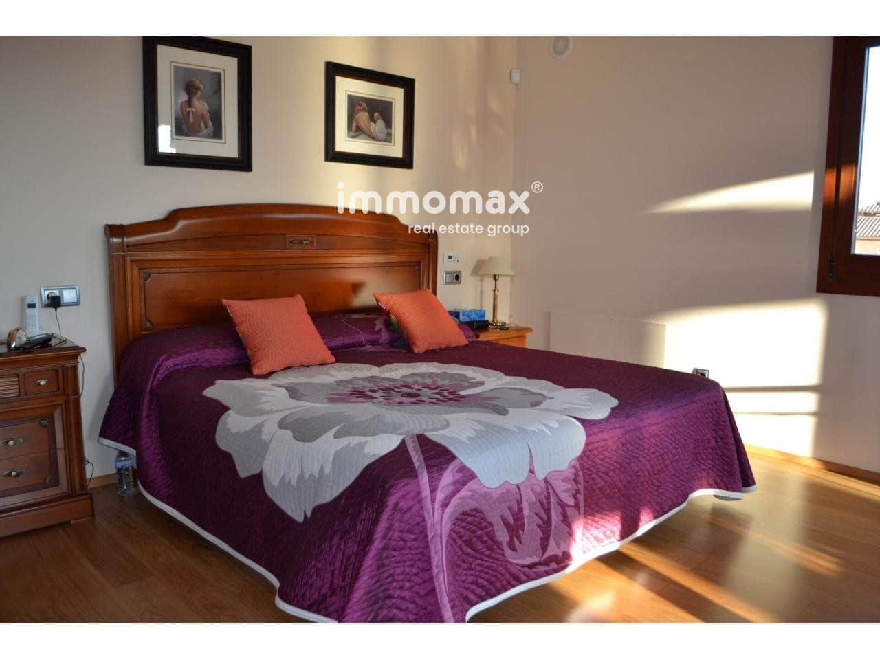 5 soverom Villa til salgs i Viladecans med svømmebasseng garasje - € 1 650 000 (Ref: 8045428)