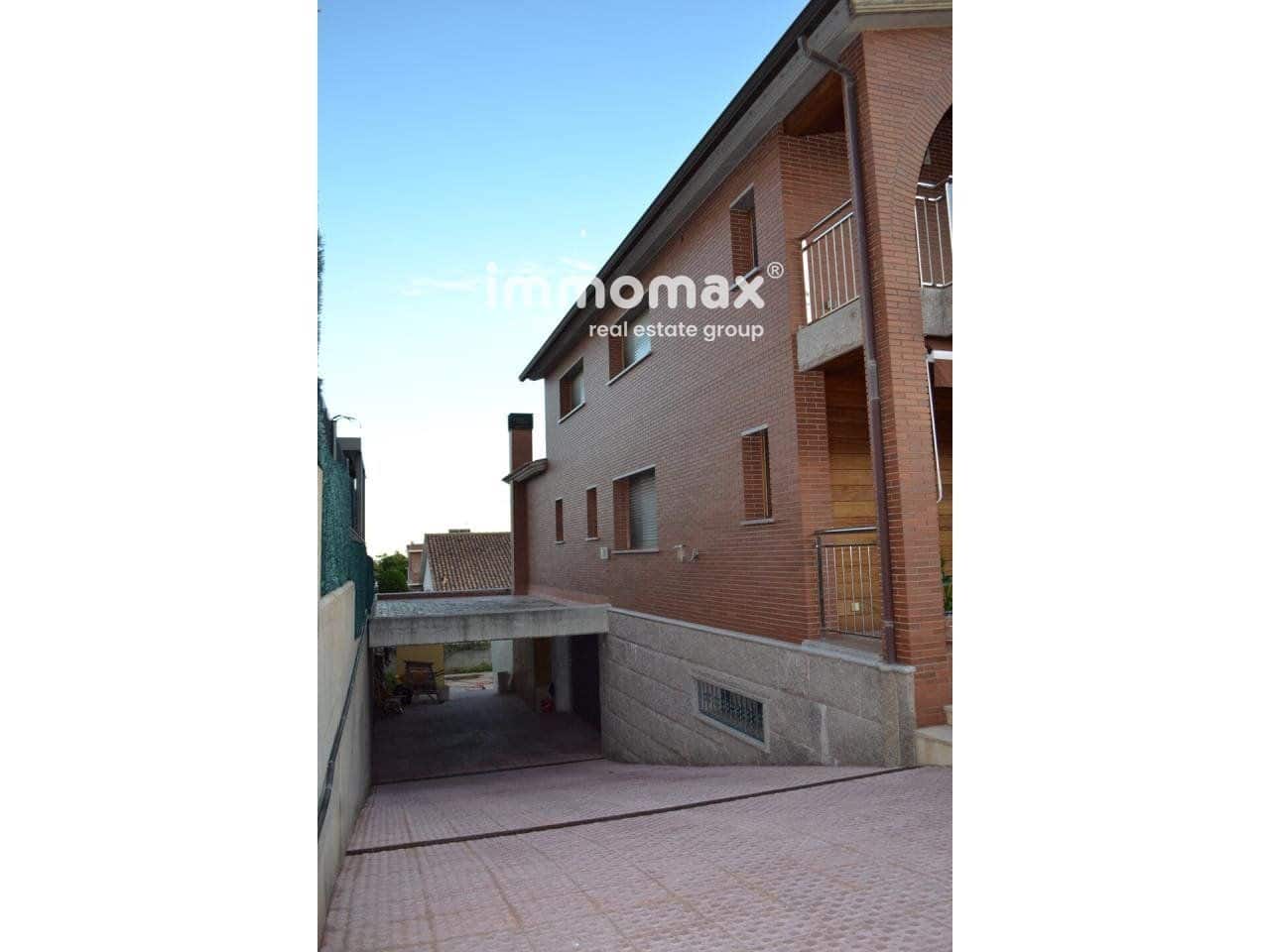 5 soverom Villa til salgs i Viladecans med svømmebasseng garasje - € 1 650 000 (Ref: 8045428)