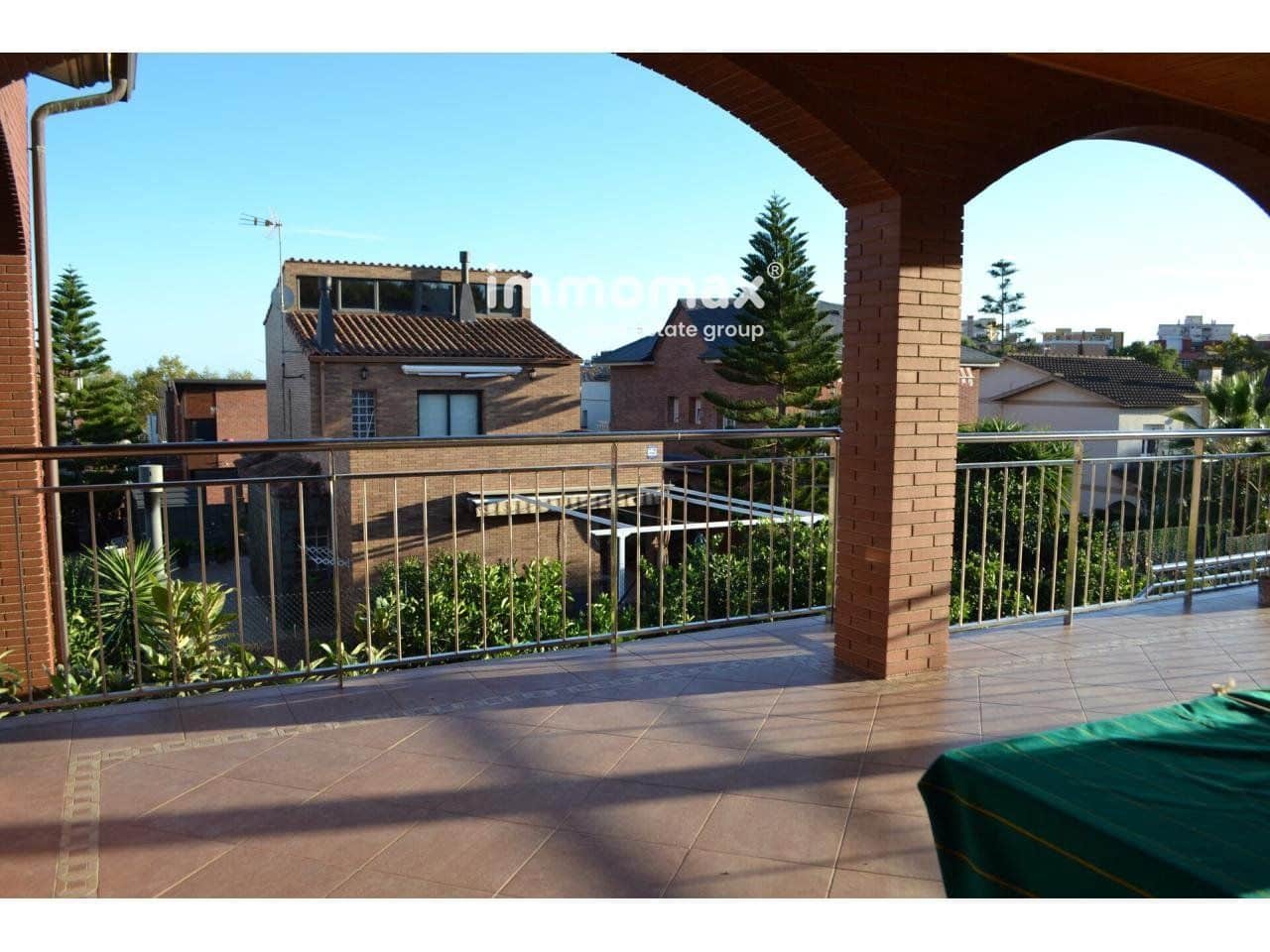 5 soverom Villa til salgs i Viladecans med svømmebasseng garasje - € 1 650 000 (Ref: 8045428)