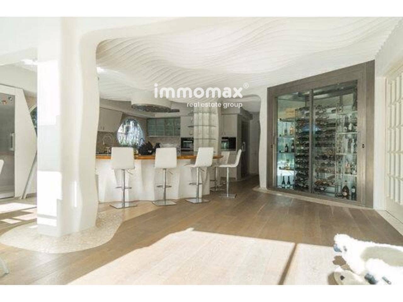 7 bedroom Villa for sale in Castelldefels with pool garage - € 4,750,000 (Ref: 8045429)