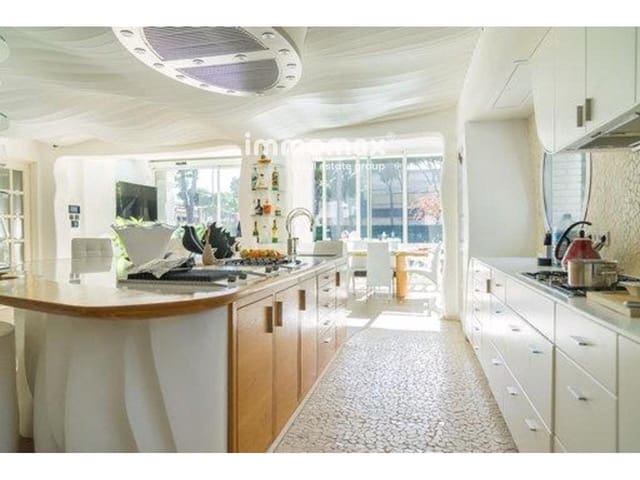 7 sypialnia Willa na sprzedaż w Castelldefels z basenem garażem - 4 750 000 € (Ref: 8045429)