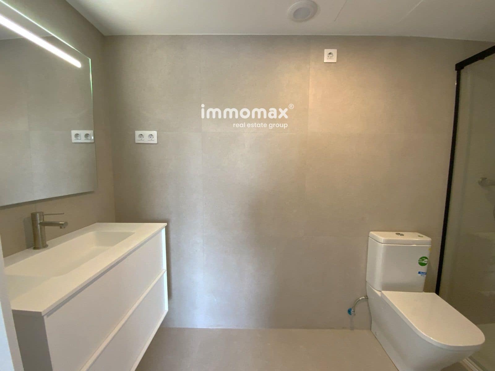 3 soveværelse Lejlighed til salg i Castelldefels med swimmingpool garage - € 690.000 (Ref: 8046578)