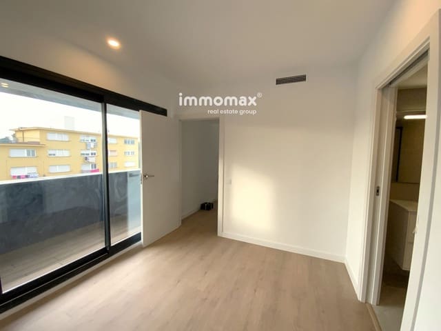3 quarto Apartamento para venda em Castelldefels com piscina garagem - 690 000 € (Ref: 8046578)