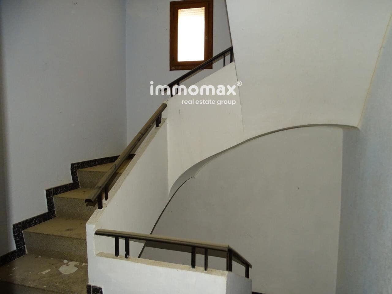 6 soveværelse Villa til salg i El Pinell de Brai - € 42.000 (Ref: 8048086)