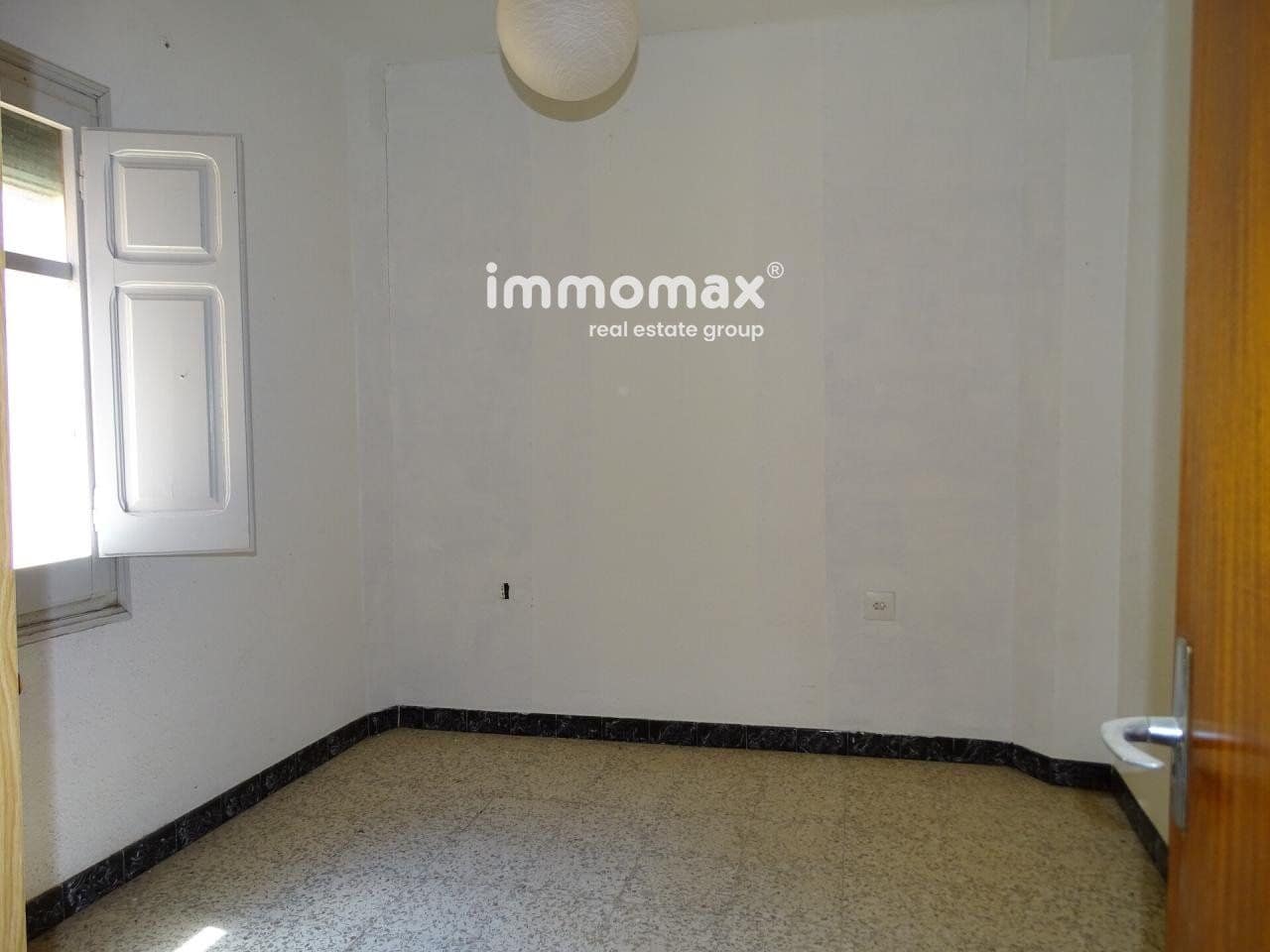 6 soveværelse Villa til salg i El Pinell de Brai - € 42.000 (Ref: 8048086)