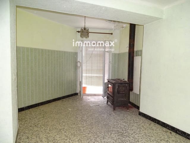 6 quarto Moradia para venda em El Pinell de Brai - 42 000 € (Ref: 8048086)