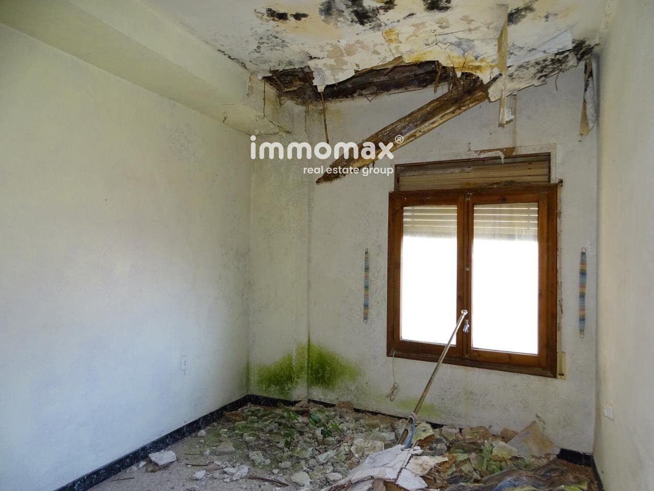 6 soveværelse Villa til salg i El Pinell de Brai - € 42.000 (Ref: 8048086)