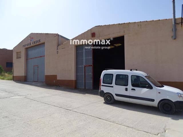 Commercial for sale in Caseres with garage - € 315,000 (Ref: 8048092)
