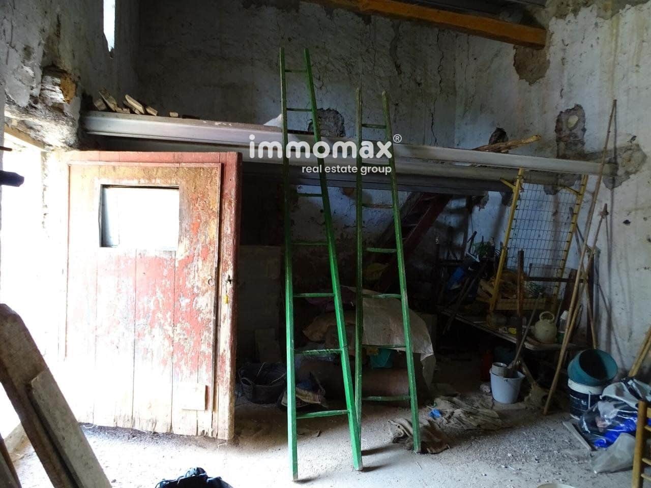 Grunde uden byggetilladelser til salg i Pauls - € 32.000 (Ref: 8048096)