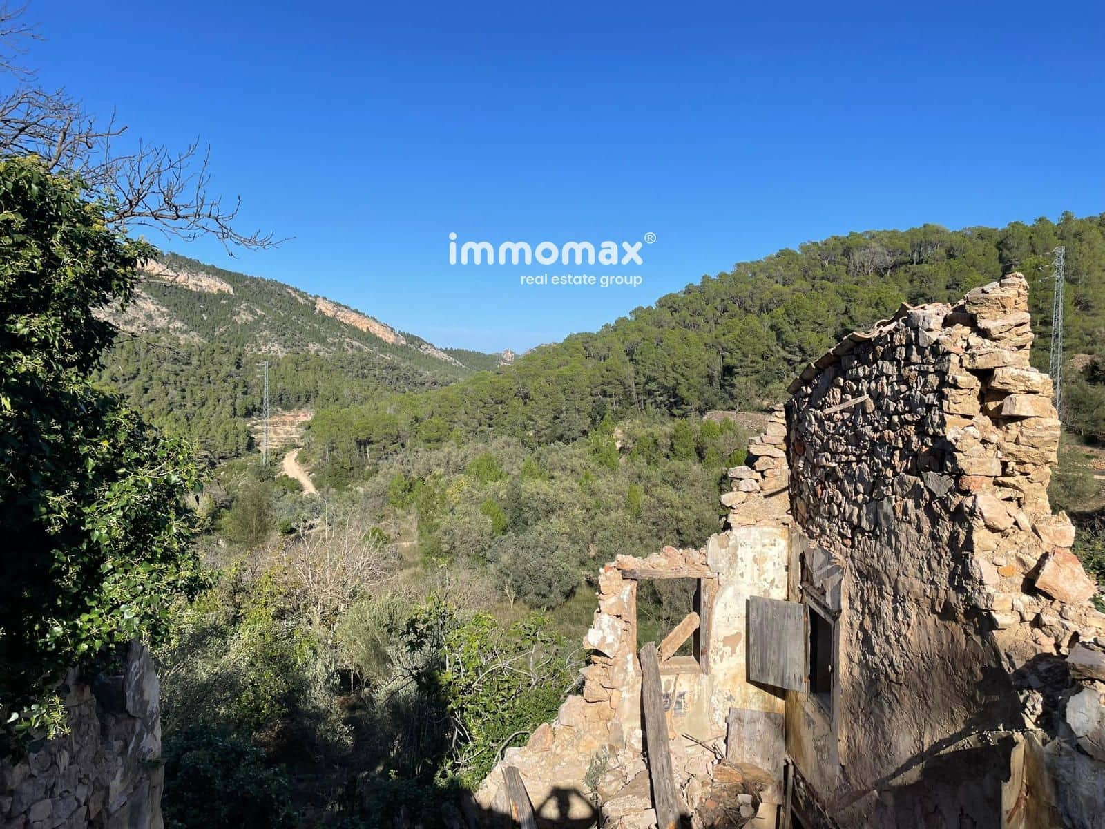 Ubebygd land til salgs i Pauls - € 55 000 (Ref: 8048105)