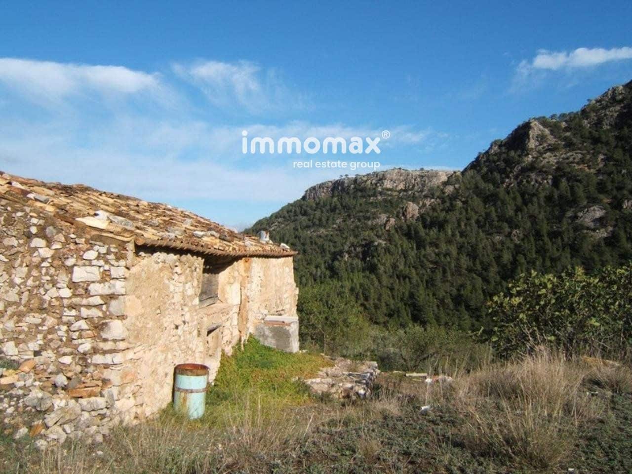 Grunde uden byggetilladelser til salg i Pauls - € 86.000 (Ref: 8048111)