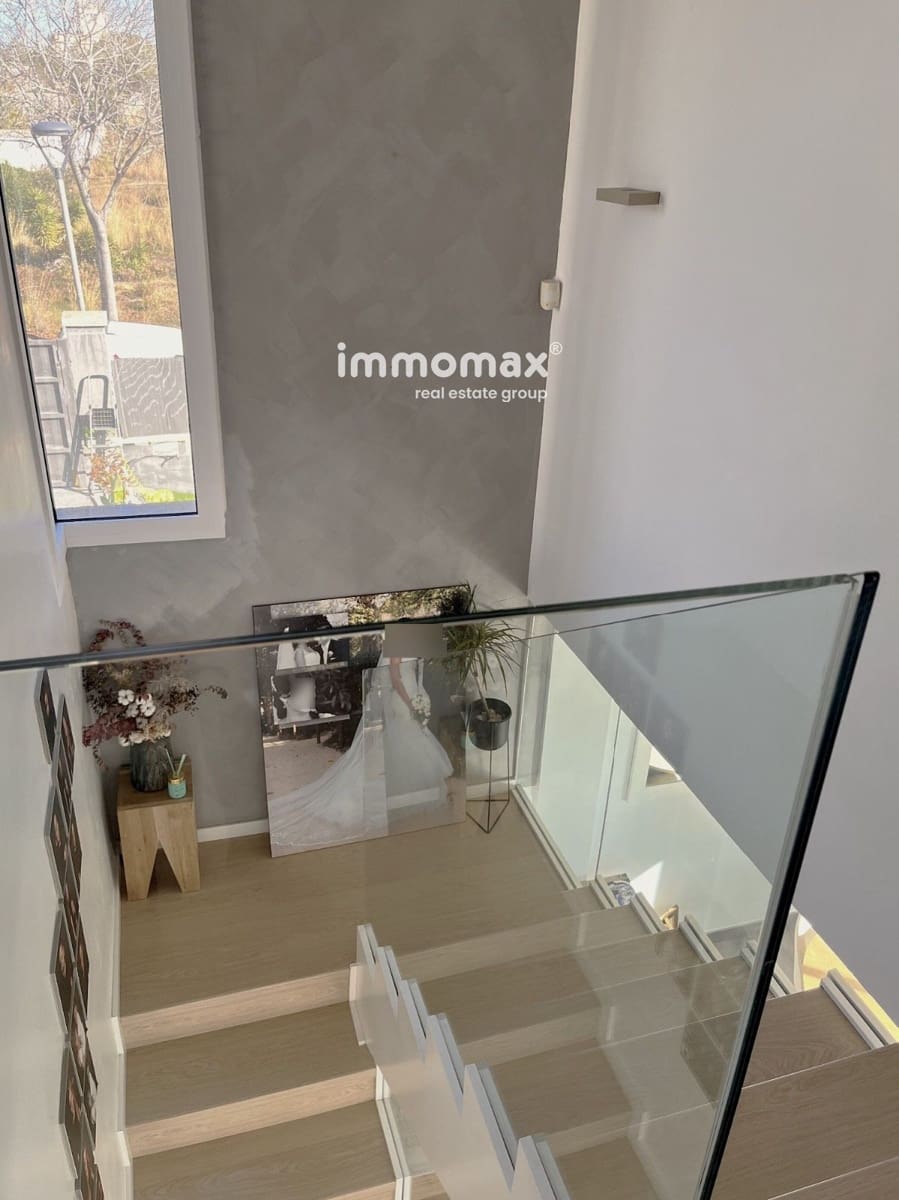 5 sovrum Villa till salu i Vilanova i la Geltru med pool garage - 879 000 € (Ref: 8048118)