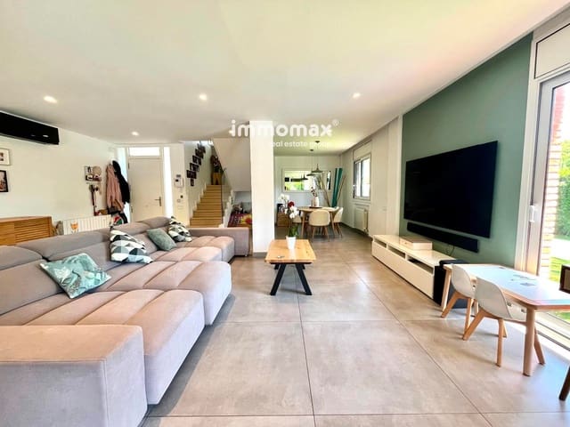 5 sovrum Villa till salu i Vilanova i la Geltrú med pool garage - 879 000 € (Ref: 8048118)