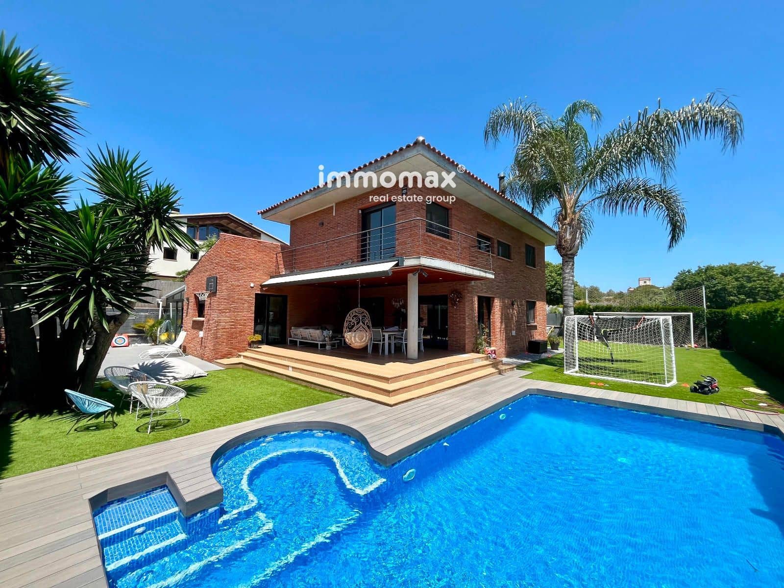 5 sovrum Villa till salu i Vilanova i la Geltru med pool garage - 879 000 € (Ref: 8048118)